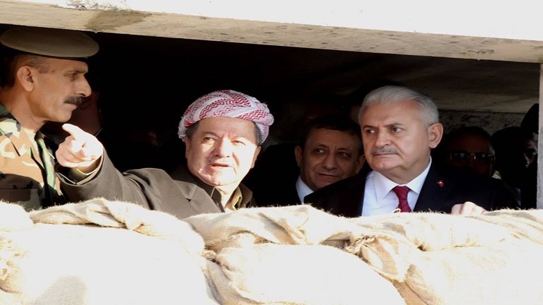Video- Barzani ve Yıldırım, Peşmerge cephesini ziyaret etti
